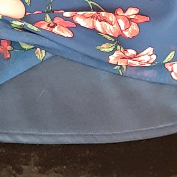 EUC!!! Gorgeous Monteau Navy & Rose Halter Tank - Picture 5 of 8